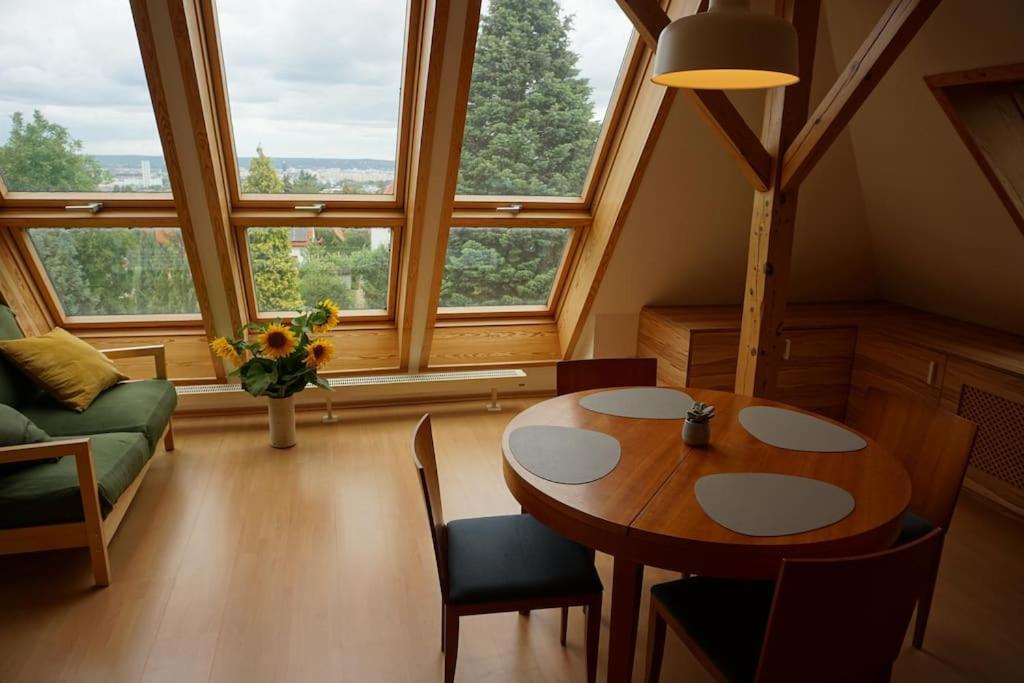 Apartment Mit Ausblick Im Dresdner Suedwesten Дрезден Екстериор снимка